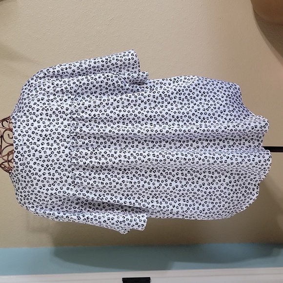 Alfani White with Black Print Short Sleeve Blouse Women's Size 2X - Picture 9 of 16